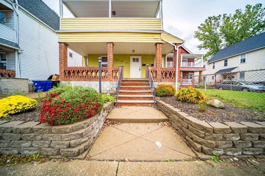 Walkable Gem In Little Italy Leilighet Cleveland Eksteriør bilde